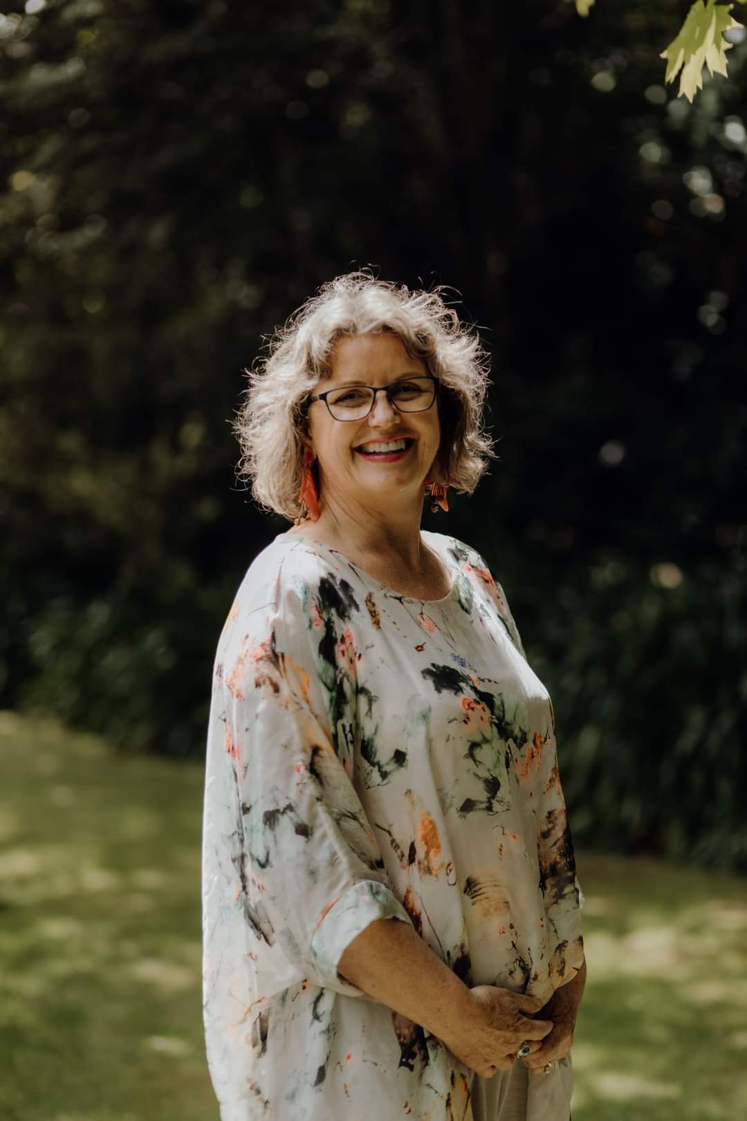 SUSAN-HOLT