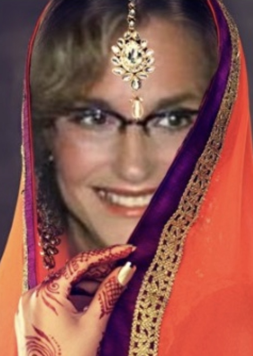 SUSAN-HOLT